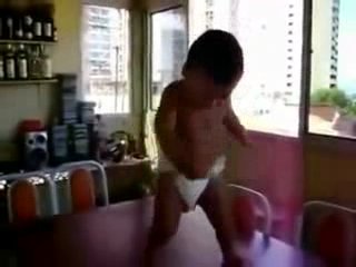 baby dancing waka-waka